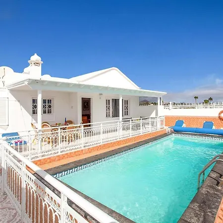 Gambeo Villa *